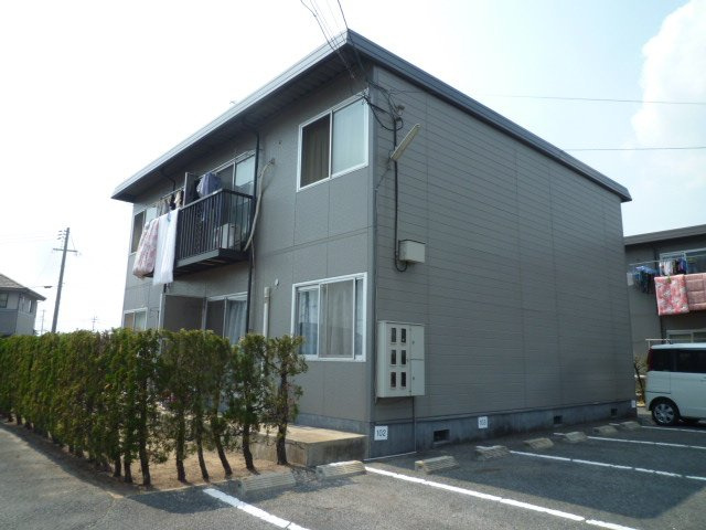 倉敷市福田町古新田のアパートの外観