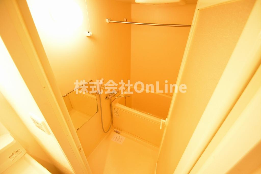 G・クレセントの浴室
