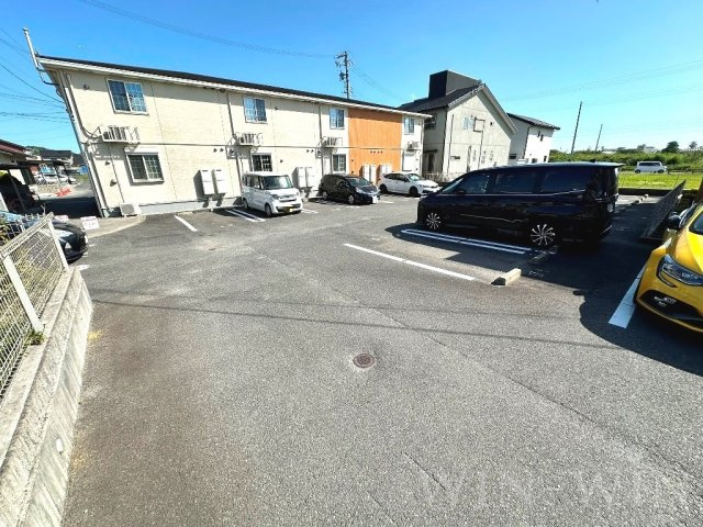 イースタン・パーク51 Aの駐車場