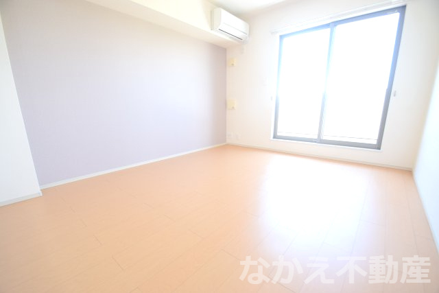 【居間・リビング】 | こちらのリビングで趣味の時間をお楽しみください