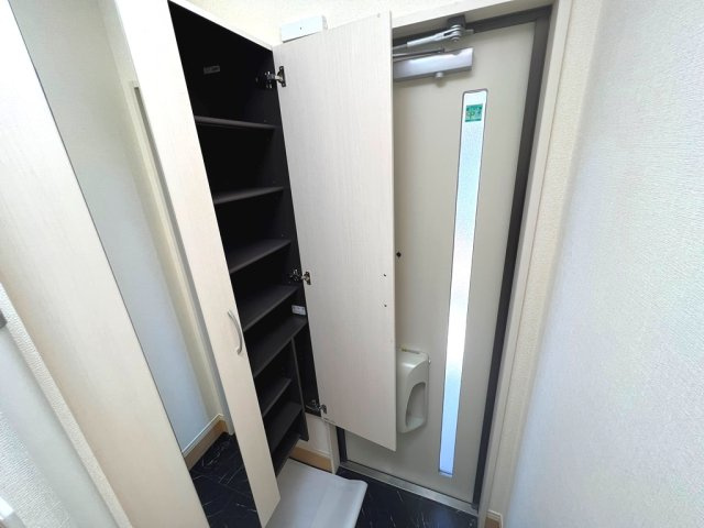 セゾン藏の玄関