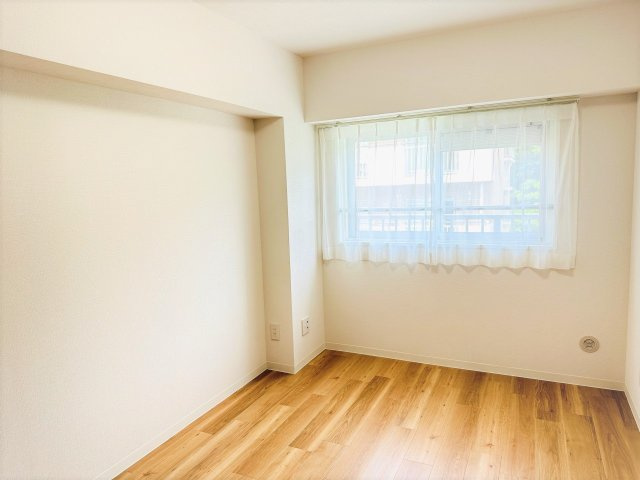 八王子パークヒル宇津木台　第二団地３号棟の寝室|～5.0帖の主寝室です～