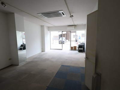 【ロビー】 | 三井ビル