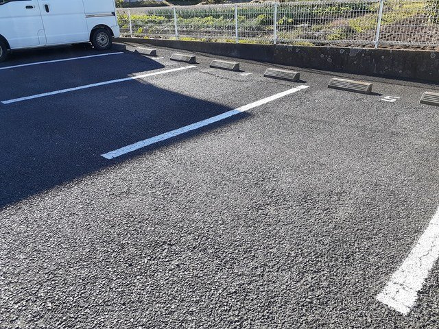 スプリング・ウインドの駐車場