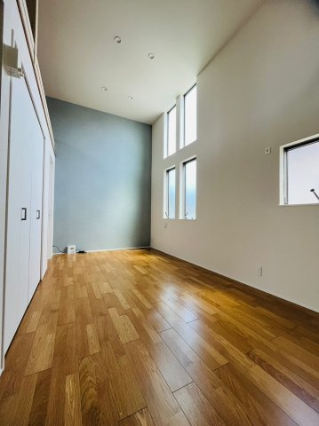 仲介手数料0円！！コレクション名城公園II Northの居間・リビング