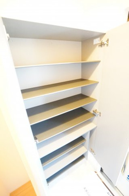 【収納】 | ラ・リアンD棟 | ※同物件・反転タイプの写真です。