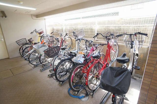 【駐輪場】 | ユニ・アルス真田山南 | 屋根付きの駐輪場です♪
