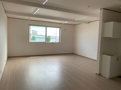 【内装】 | リシェス港