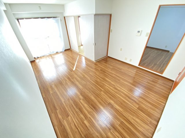 【居間・リビング】 | シプレハイツ