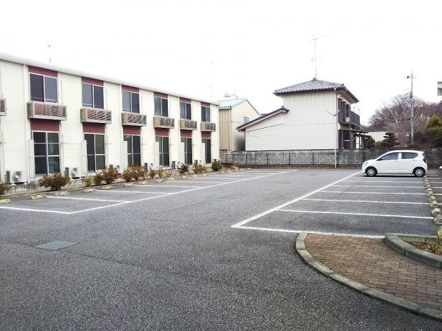 レオネクストミントの駐車場