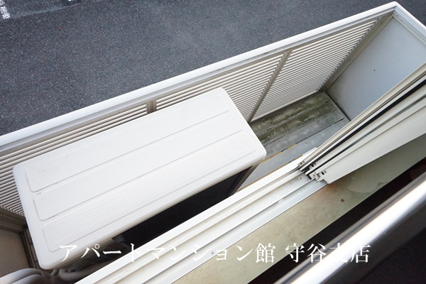 レオパレス薬師台のバルコニー