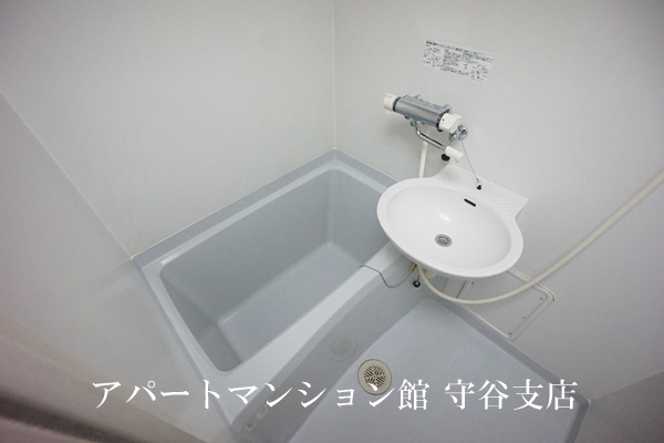 レオパレス薬師台の浴室|画像5
