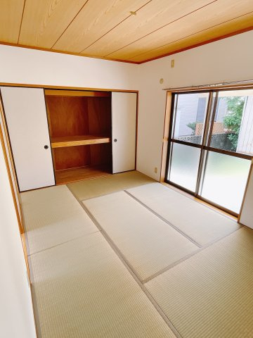 岩崎貸家の内装