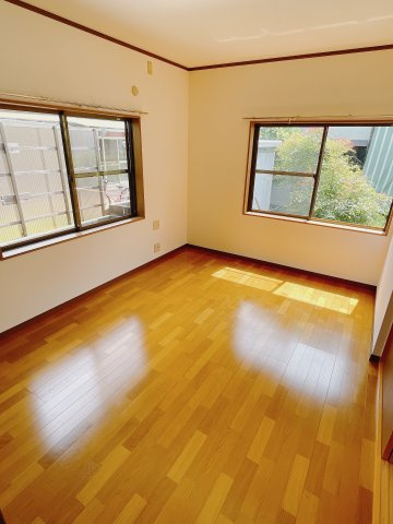 岩崎貸家のその他