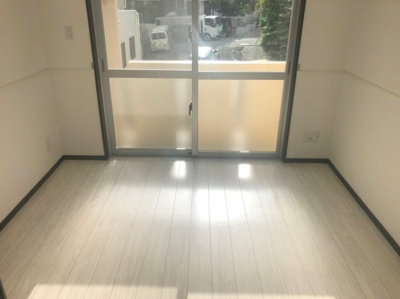 【洋室】 | ヒルサイド安里 | ※退去前の為、写真と現状が異なる場合がございます