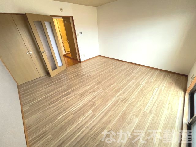 【寝室】 | 使い勝手のいい寝室です
