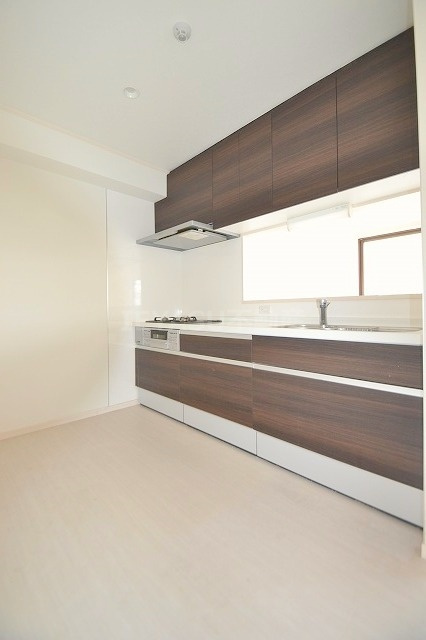 広島市中区江波二本松２丁目の賃貸マンション