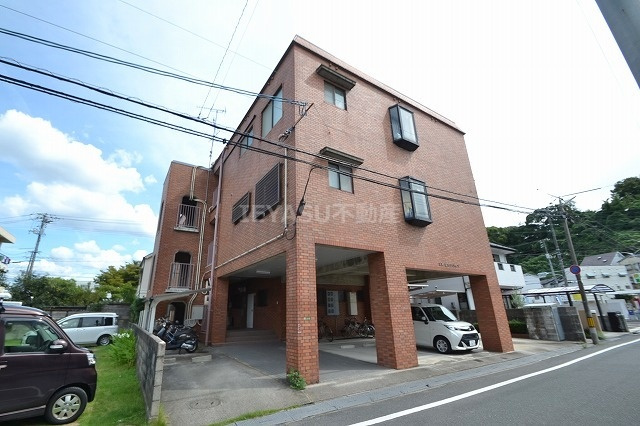 広島市中区江波二本松２丁目の賃貸マンション
