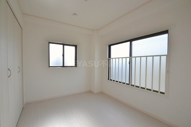 広島市中区江波二本松２丁目の賃貸マンションの内装