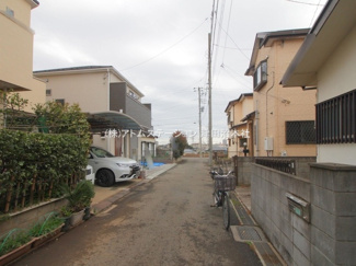 【前面道路含む現地写真】
