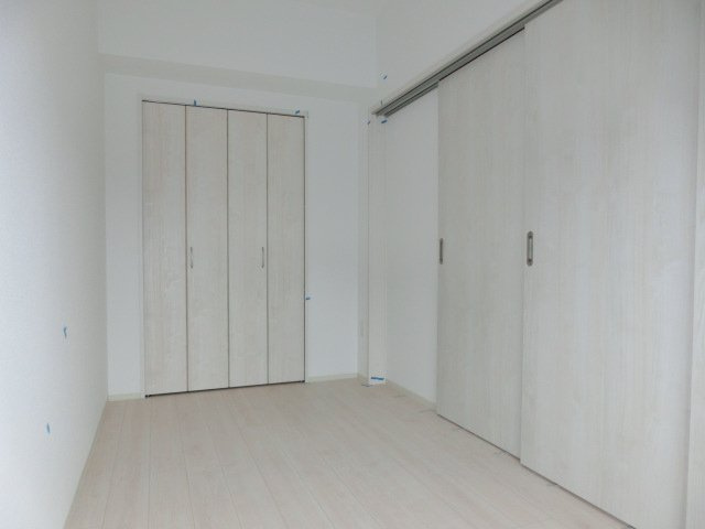 AULII Osakaの洋室