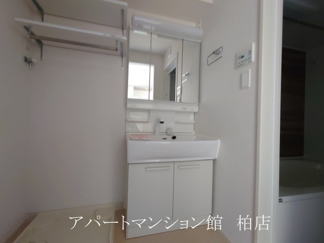 EASTⅣの独立洗面台