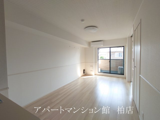 EASTⅣの居間・リビング