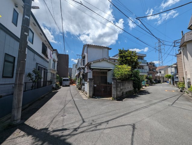 江戸川区西小岩４丁目土地の前面道路含む現地写真