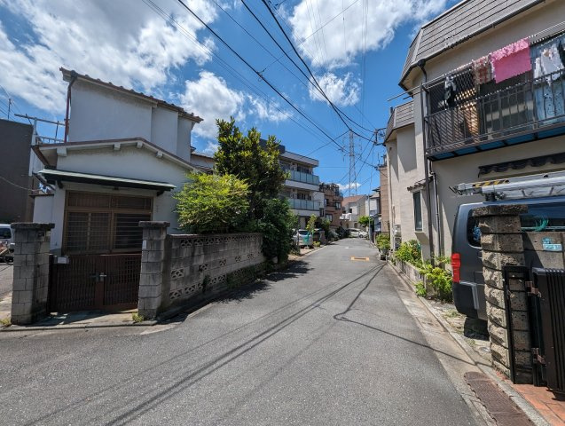 江戸川区西小岩４丁目土地の前面道路含む現地写真