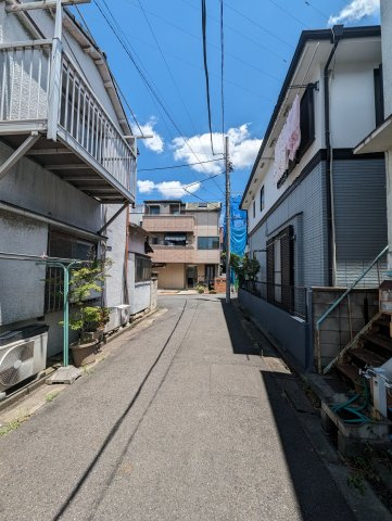 江戸川区西小岩４丁目土地の前面道路含む現地写真