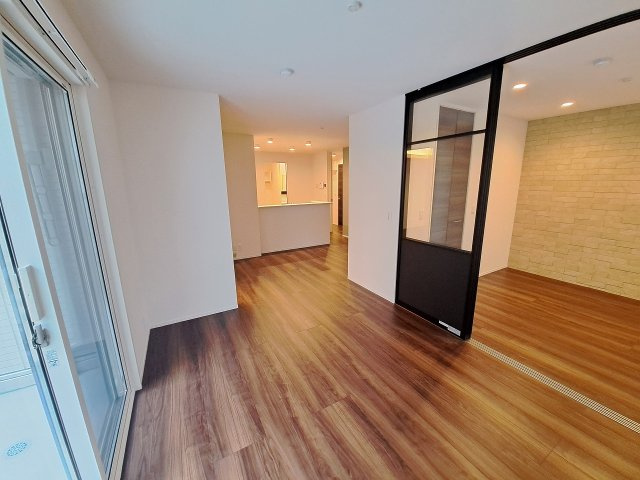 ヴィクトワール　庄 の居間・リビング