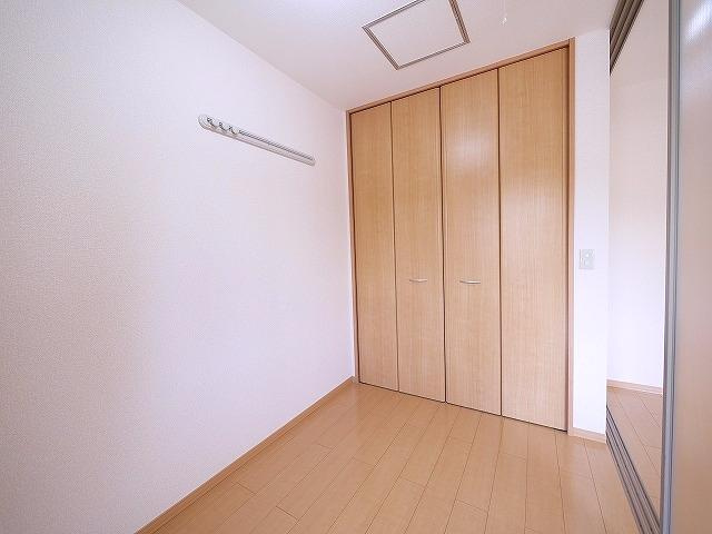 サンロイヤル　Ⅱの洋室|きれいな洋室です