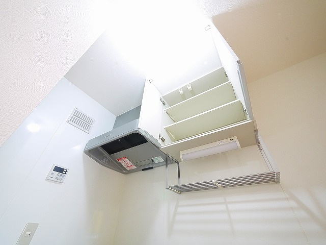 サンロイヤル　Ⅱの収納|使いやすいキッチンです