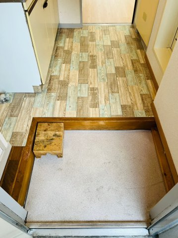 仲介手数料0円！！清水ビルの玄関