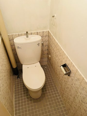 仲介手数料0円！！清水ビルのトイレ