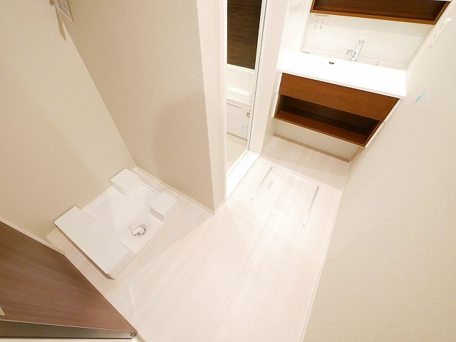 D-ROOMホクレアの洗面所|ゆったりとスペースのある洗面所