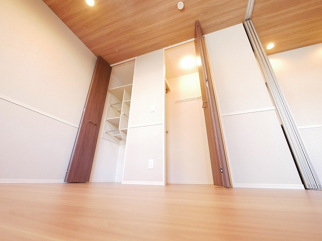 D-ROOMホクレアの収納|ウォークインクローゼットがあるので、たくさん収納できます