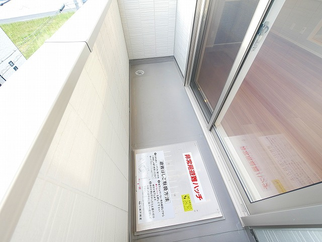 D-ROOMホクレアのバルコニー|暖かな日差しのふりそそぐバルコニー