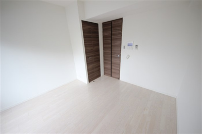 【洋室】 | ルーエ本町