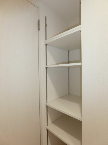 GOTEN武蔵小杉の収納|反転のお部屋の参考写真となります。