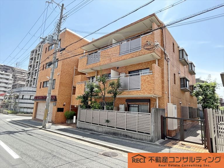 ライオンズマンション本山第5の外観