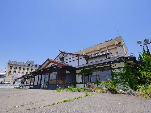 今市町テナントの外観