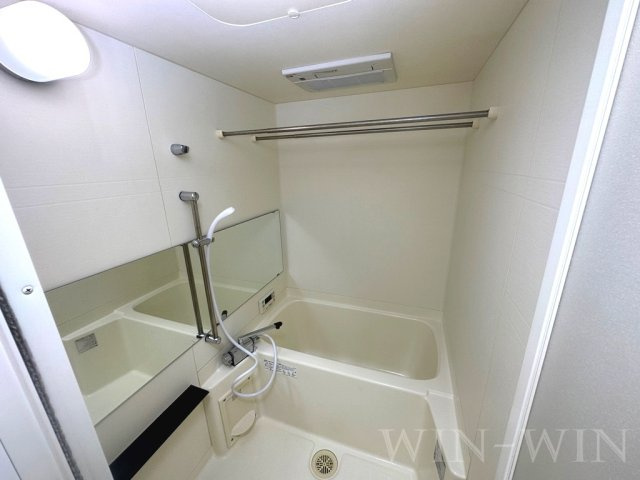 ルネスグランドール Ⅰの浴室