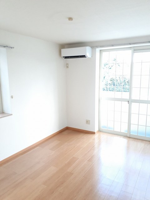 エスト・ヴィラⅡの居間・リビング