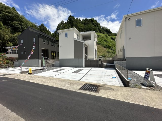 平上荒川第2の前面道路含む現地写真|前面道路含む現地写真です。