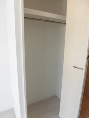 大阪市中央区瓦屋町１丁目の賃貸マンションの収納