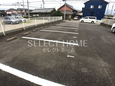 【駐車場】 | Ｓｕｒｐｌｕｓ Ｋ２ | 駐車場があります