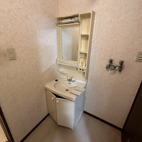 高橋マンションの洗面所