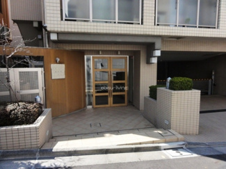 【エントランス】