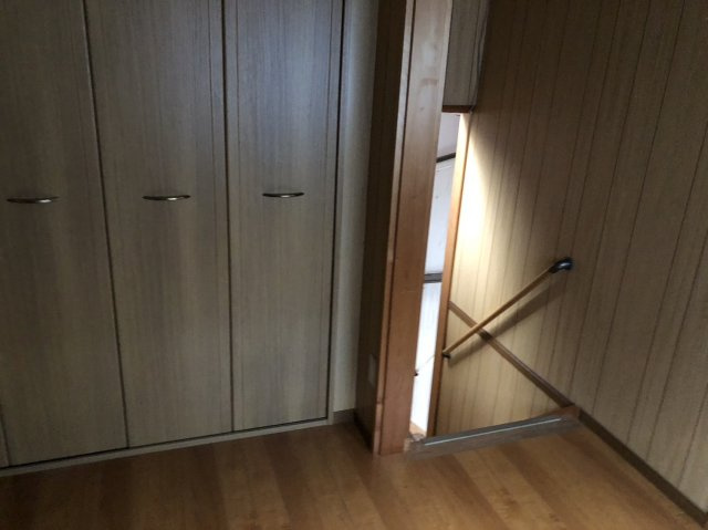 西条市安用土地建物【480】154.57㎡ 36.09坪の収納